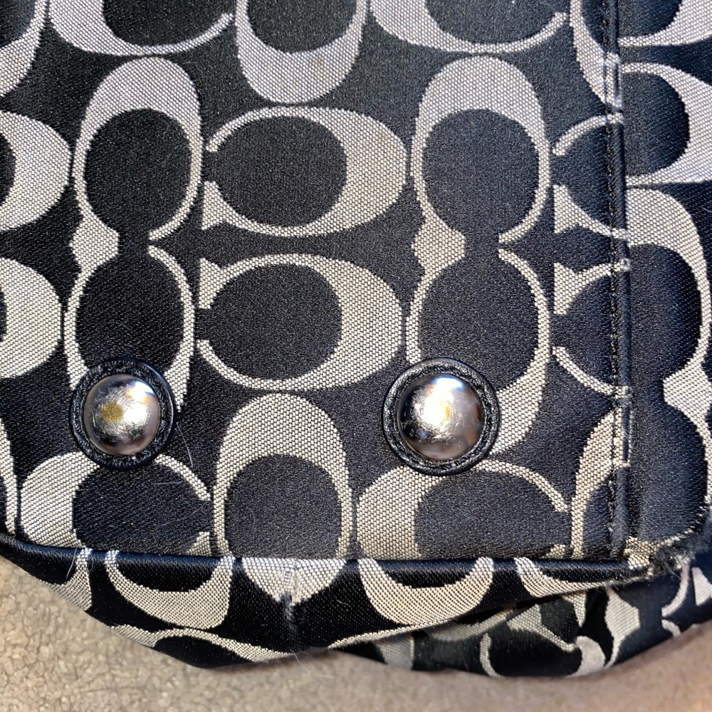 Coach Black and Silver “C” logo tote VGUC - Picture 4 of 8